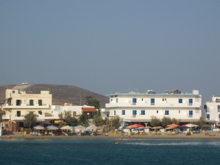 Varis bay in Siros